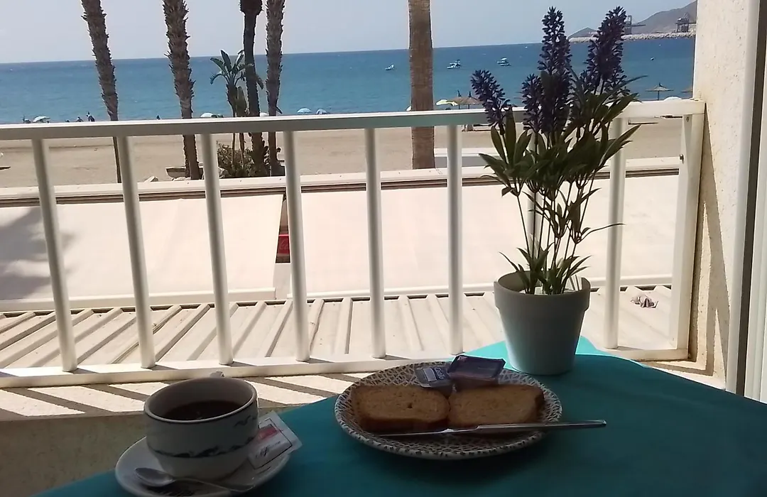 Pensión sol y playa-1